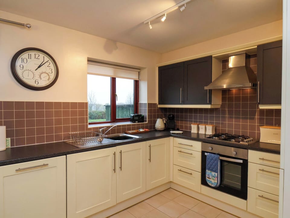 Fridge, microwave, dishwasher, toaster
