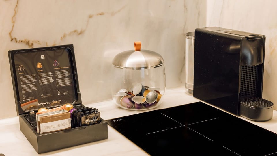 Your private coffee ritual starts here — Nespresso mornings before stepping out to explore the neighbourhood.

#MorningVibes #LuxuryDetails #StudioLife #TravelPortugal