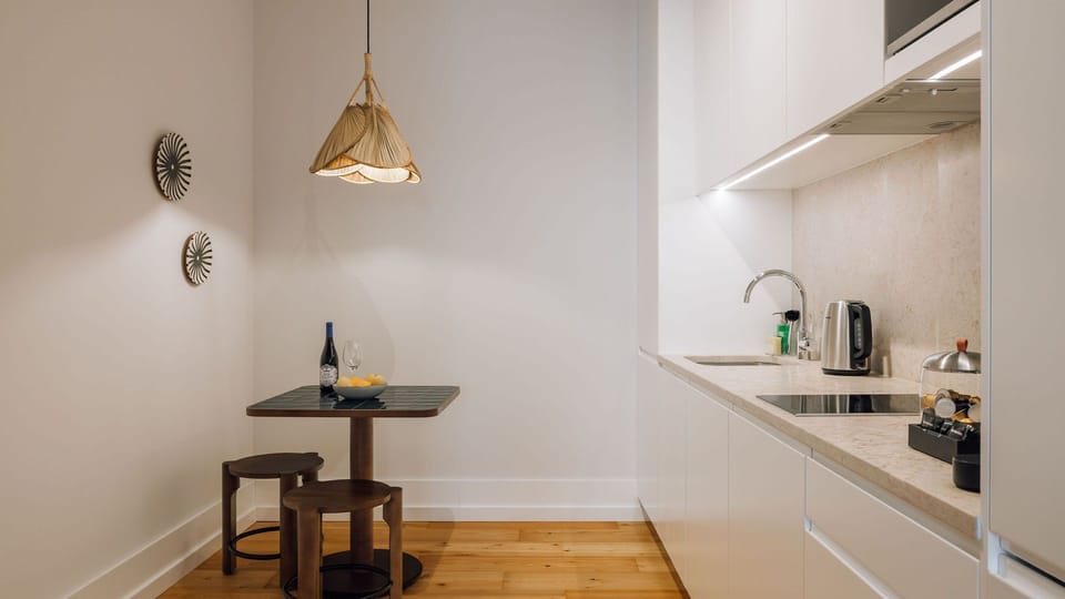 Fully equipped kitchen designed for everyday convenience.

#equippedkitchen #comfort #design #lisbon