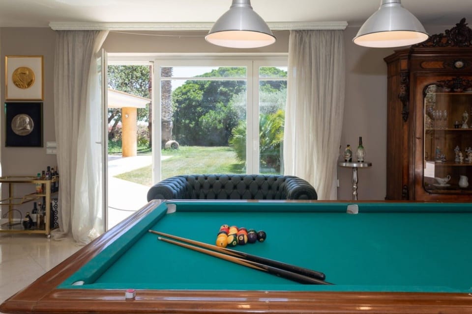 Game room