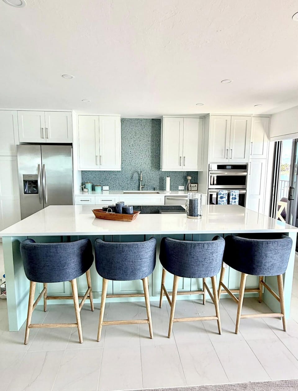 Gourmet Kitchen for entertaining. 