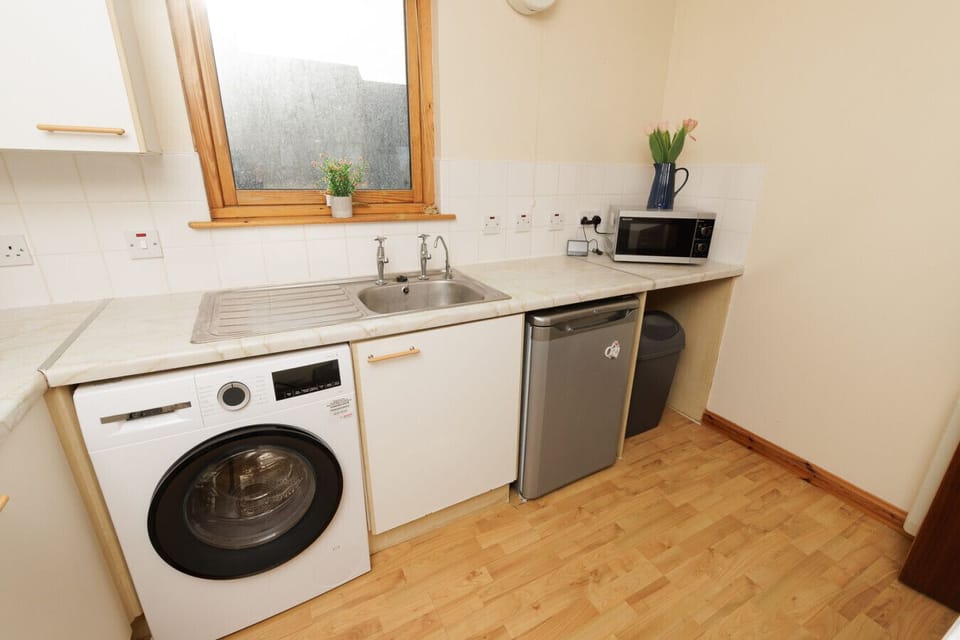 Fully-equipped kitchen