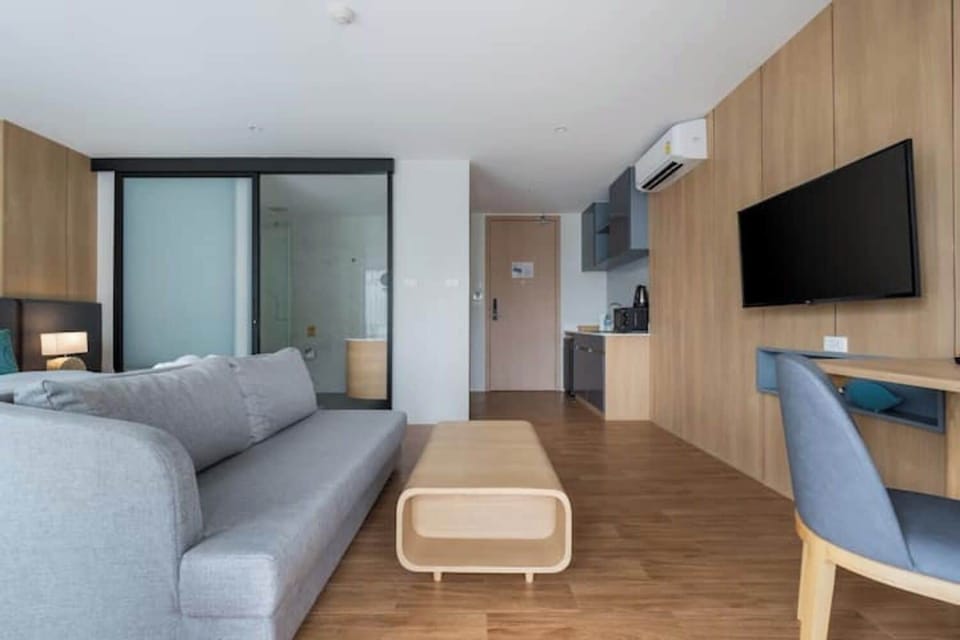 Deluxe Apartment (1 Bedroom) | Floor plan