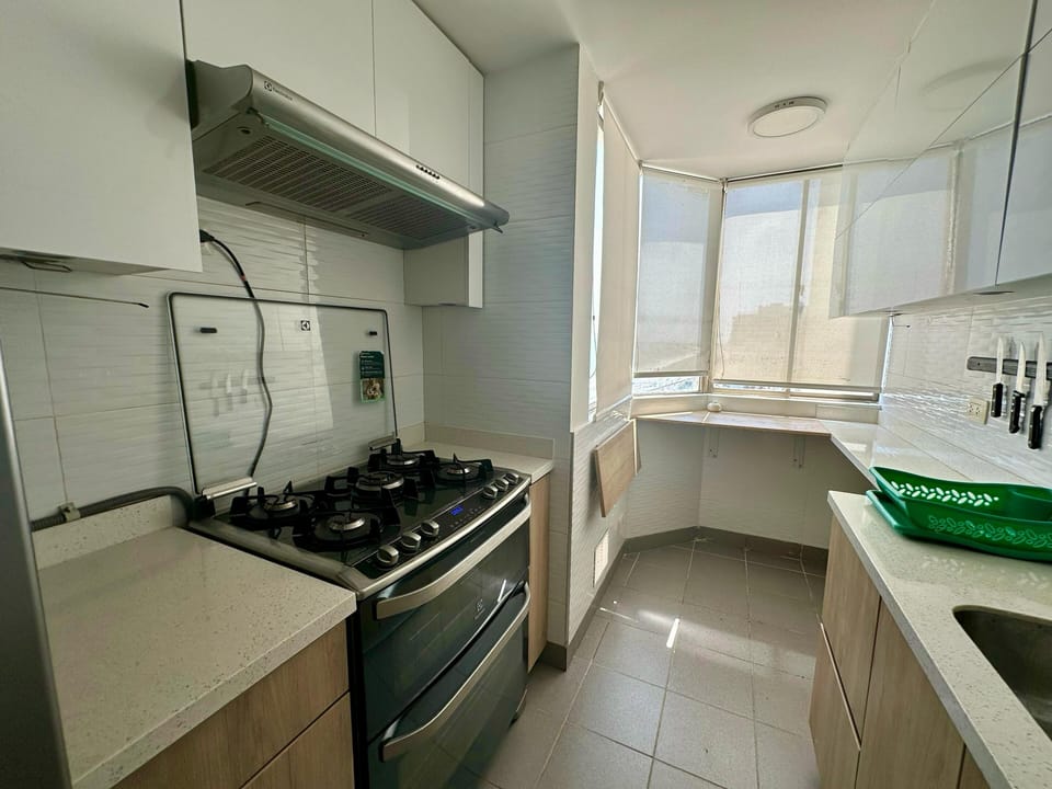 Apartment, 3 Bedrooms, Sea View, Sea Facing | Private kitchen