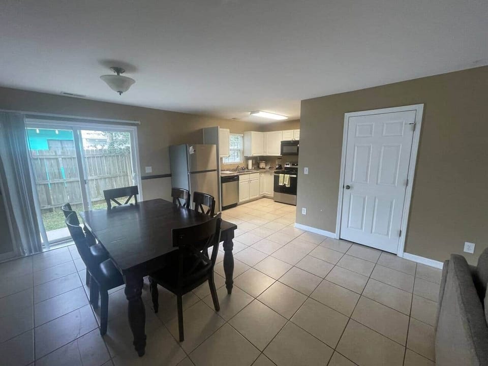 spacius kitchen/dining area