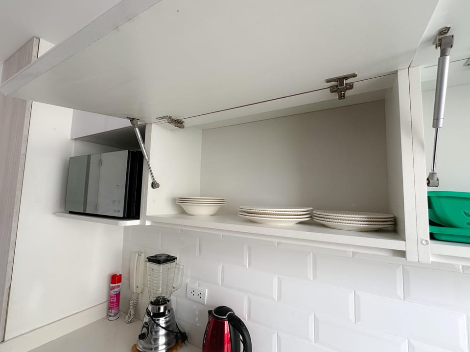 Apartment, 2 Bedrooms, Non Smoking, City View | Private kitchen