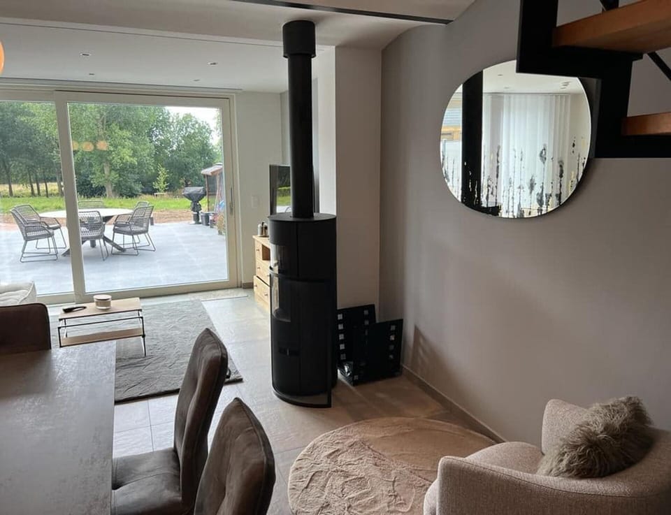 House | Dining