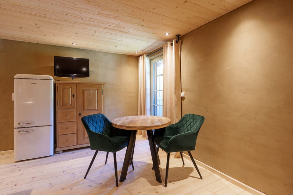 Apartment | Dining