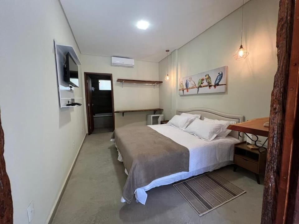 Suíte Queen com Banheira de Hidromassagem | Free WiFi
