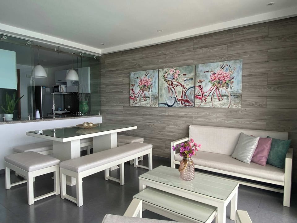 Welcome Wynwood House