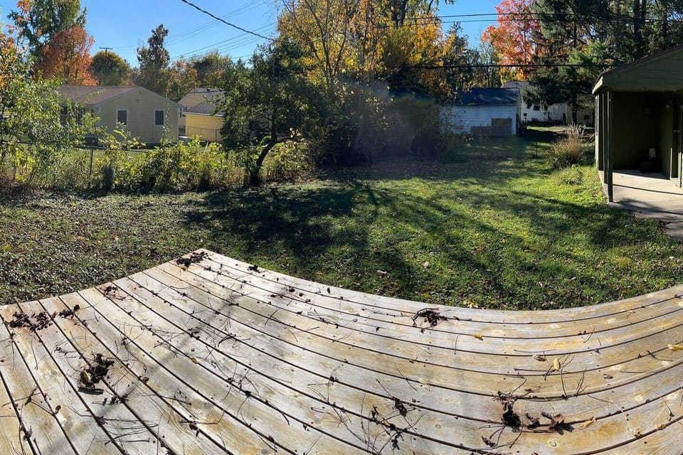 Nice deck with roomy backyard