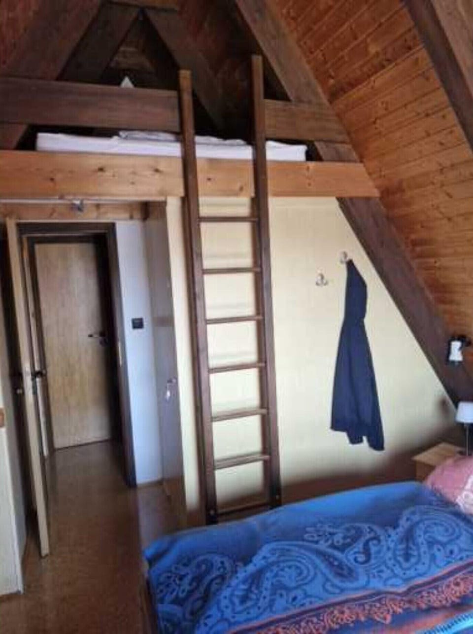 House | 3 bedrooms, individually furnished