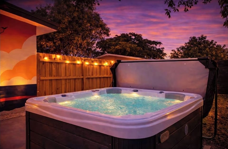 Outdoor spa tub