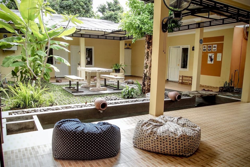 Economy Studio, Mountain View | Garden view