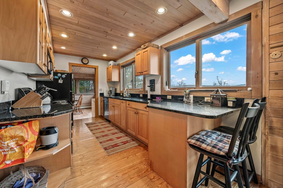 Fully equipped kitchen