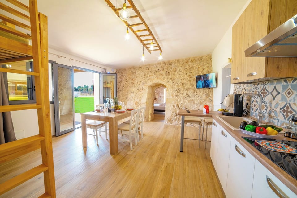 Kitchen and dining area