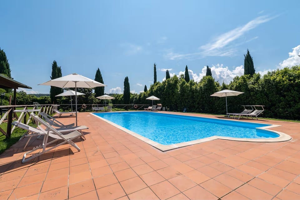 Holiday Home Swimming Pool