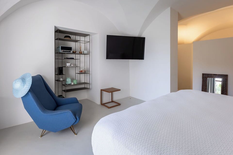 Autumn, Bedroom, Spring, Summer