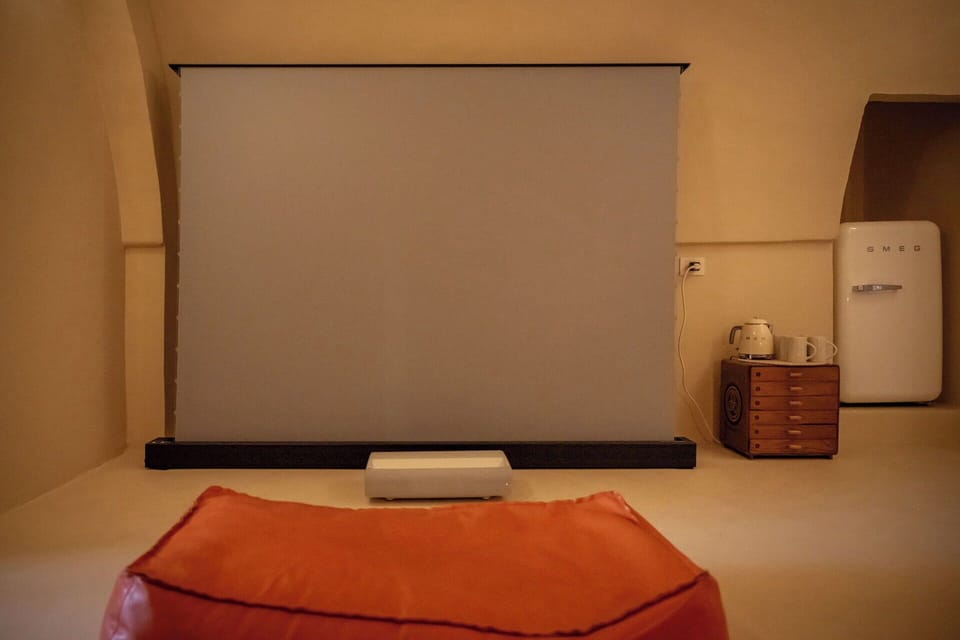 Autumn, Living Room, Spring, Summer