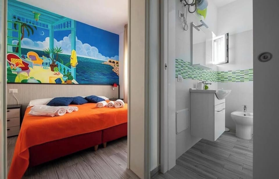 Double Room | In-room safe, free WiFi