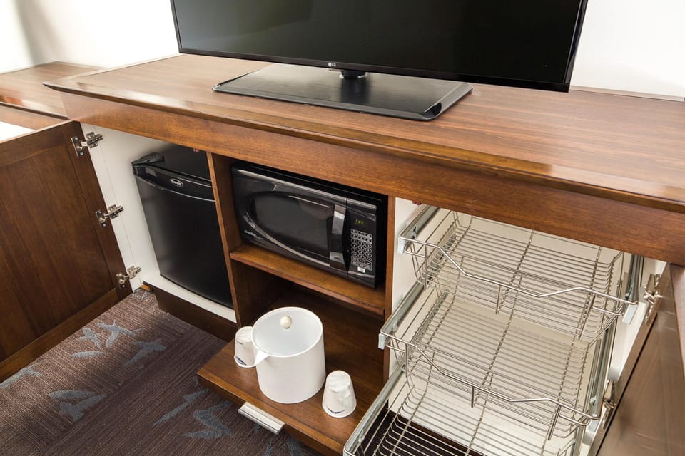 In-room safe, desk, cribs (free), WiFi (free)