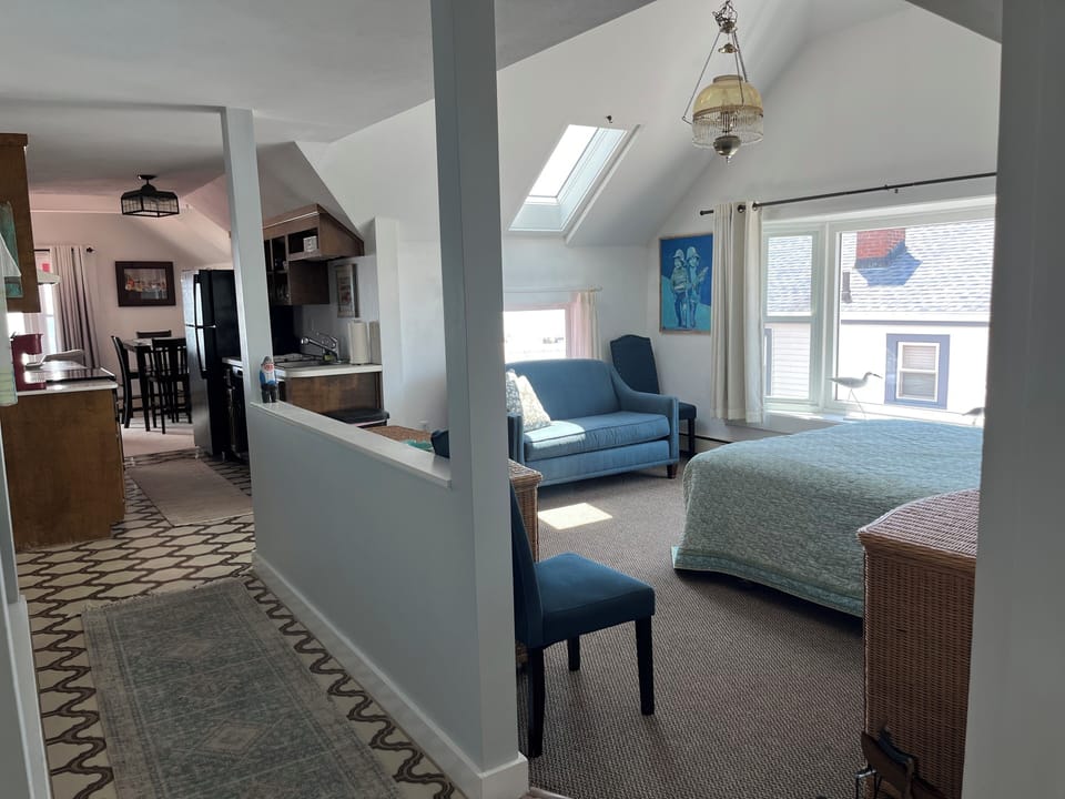 Suite, Ocean View | WiFi (free), individually decorated, individually furnished, bed sheets
