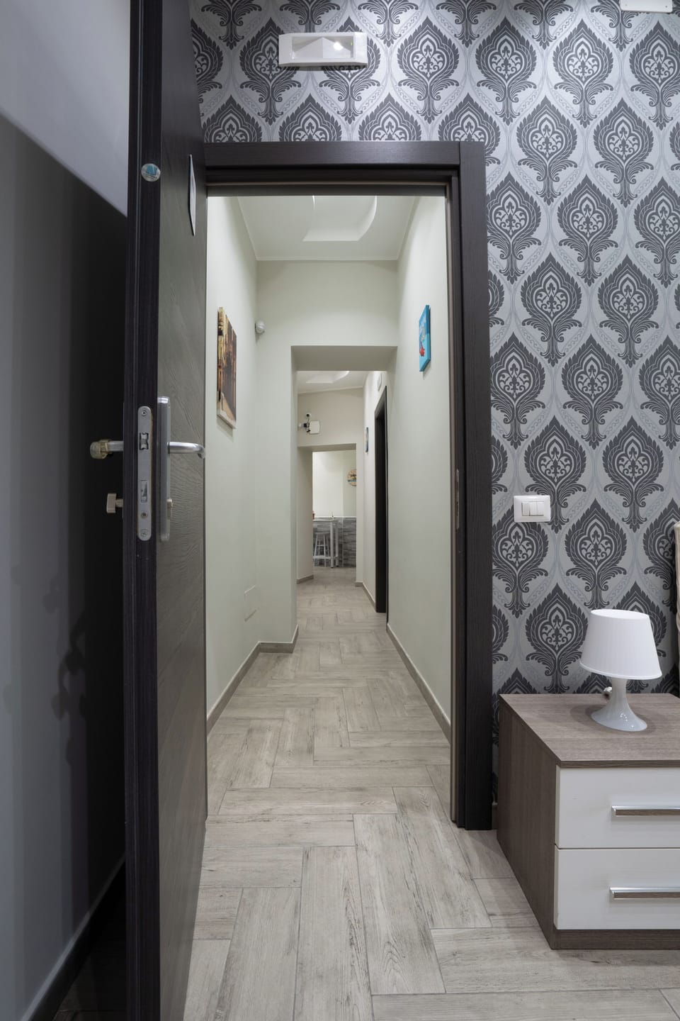 Deluxe Room | In-room safe, blackout drapes, soundproofing, WiFi (free)