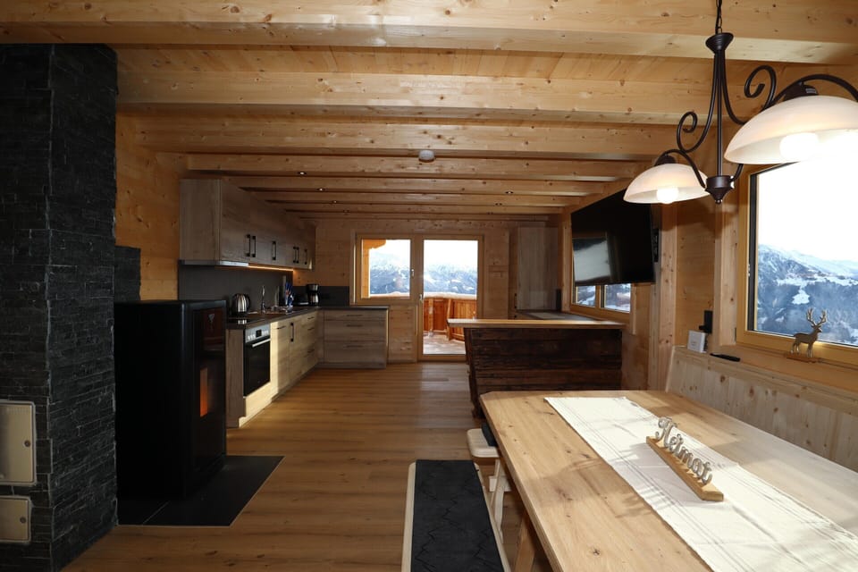 House | Dining