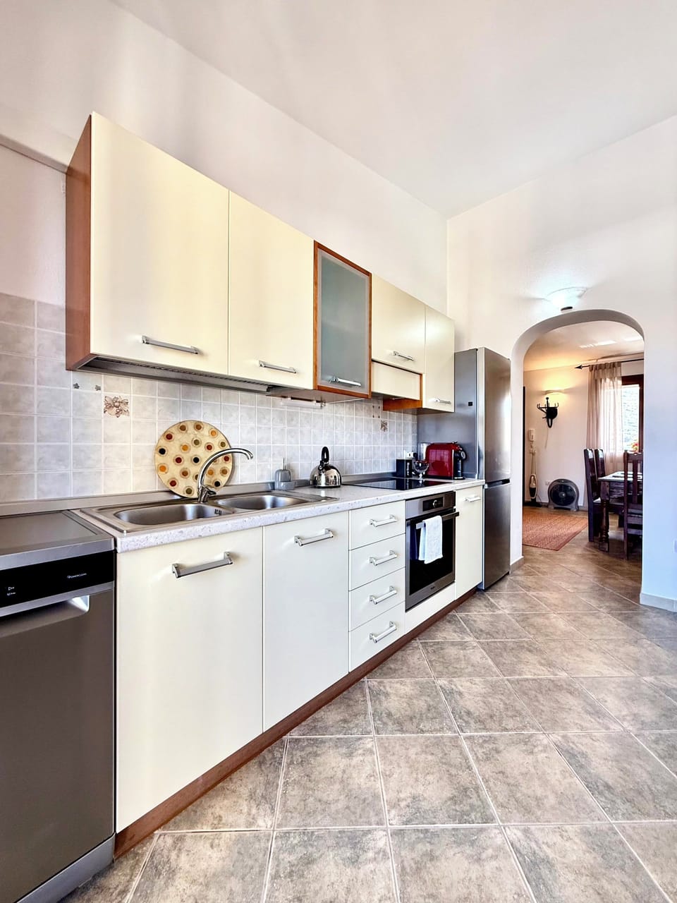 Comfort Condo, Sea View | Private kitchen | Espresso maker, electric kettle, toaster