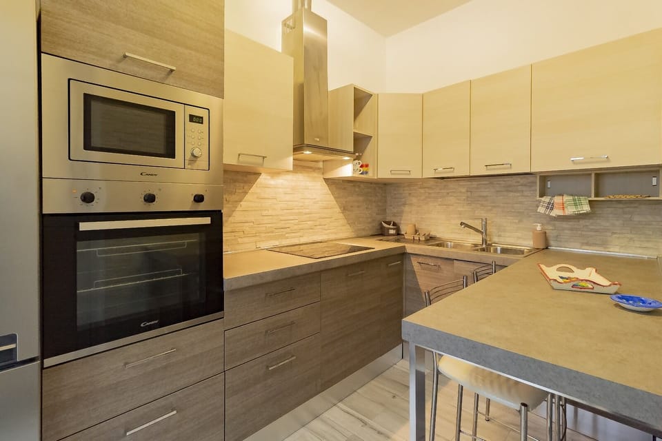Apartment, Balcony, Sea View | Private kitchen