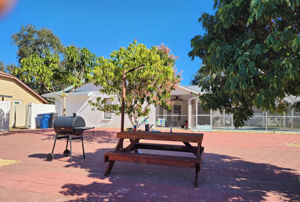 Outdoor grounds