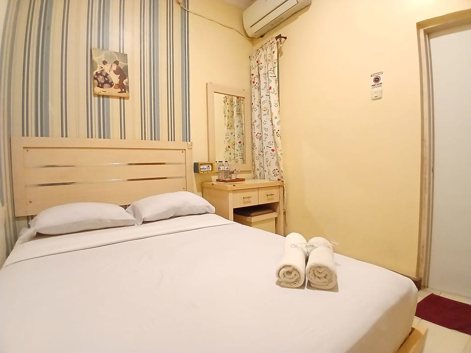 Superior Double Room | Desk, laptop workspace, soundproofing, free WiFi