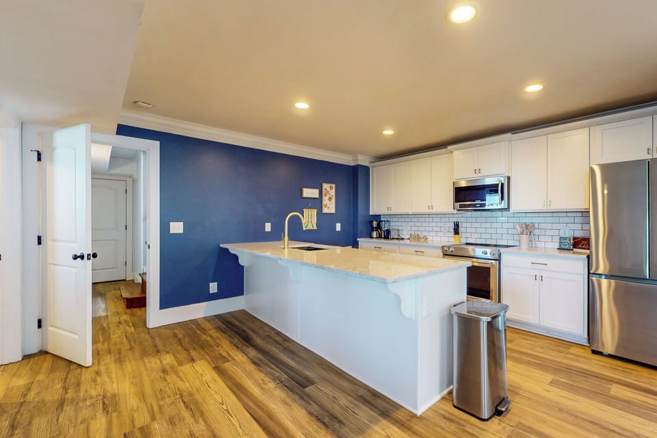 Downstairs Kitchen | Lower Level