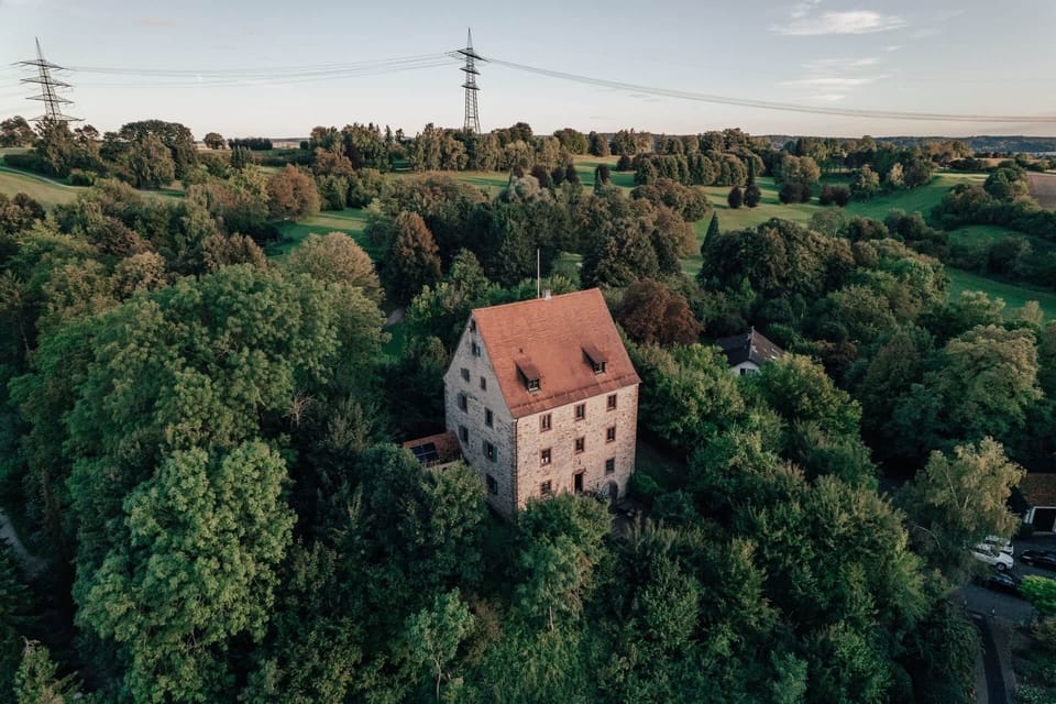Drone flight view of Hohenhardt Castle