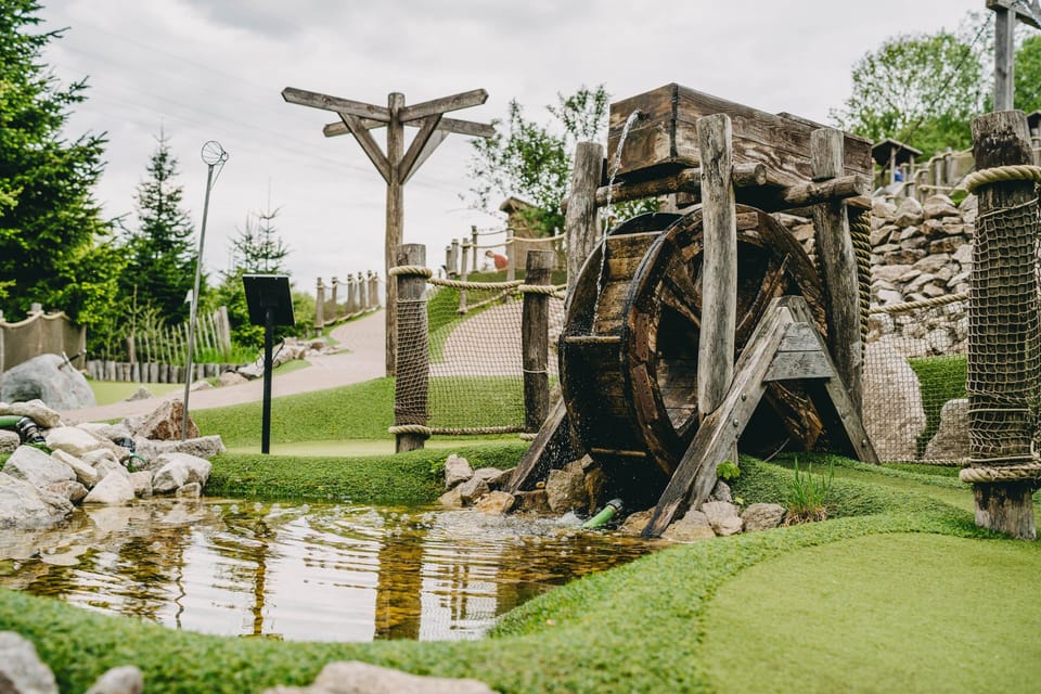 Adventure Golf Water Wheel