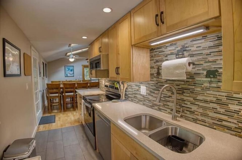 Modern touches meet mountain charm