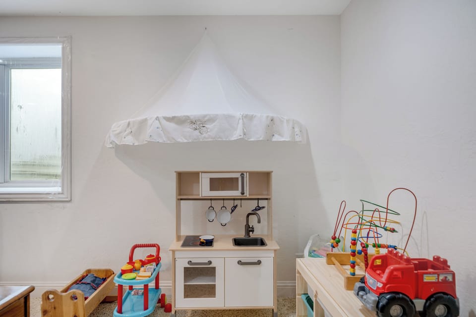 Children's Play Area | Lower Level