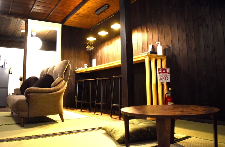 Townhome | Living area | 65-inch flat-screen TV with digital channels, Netflix