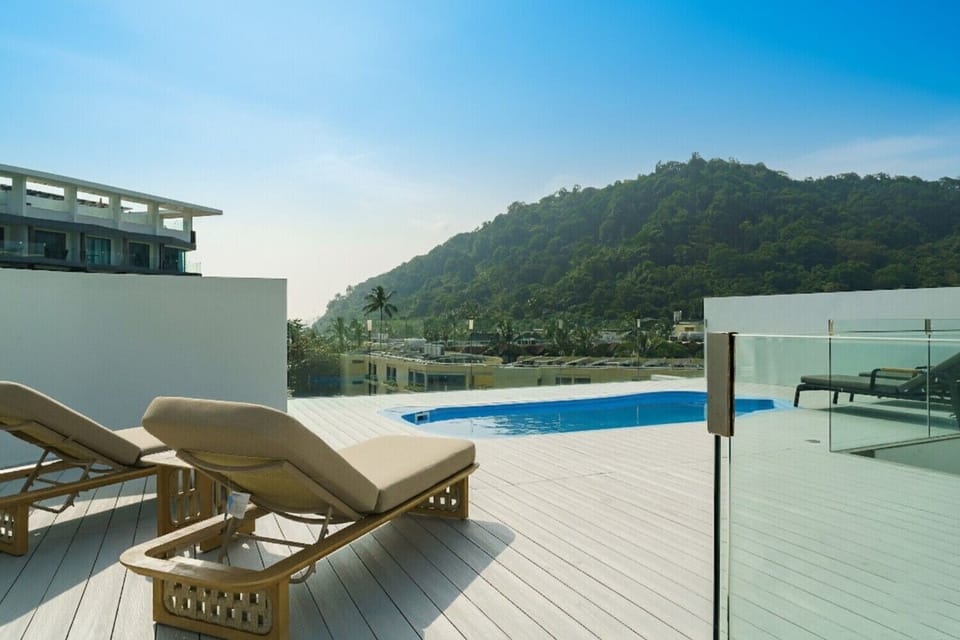 Outdoor pool, sun loungers