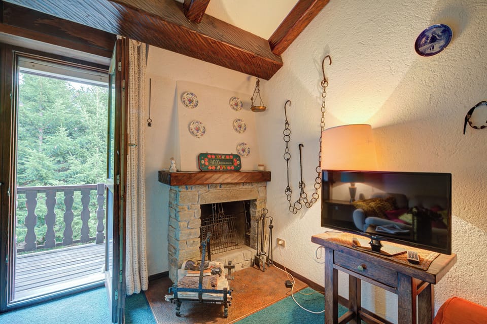 Standard Apartment, 2 Bedrooms, 2 Bathrooms (Appartamento Il Cardo) | Living area