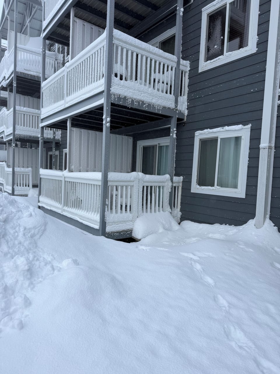 Walk up Gated Deck.