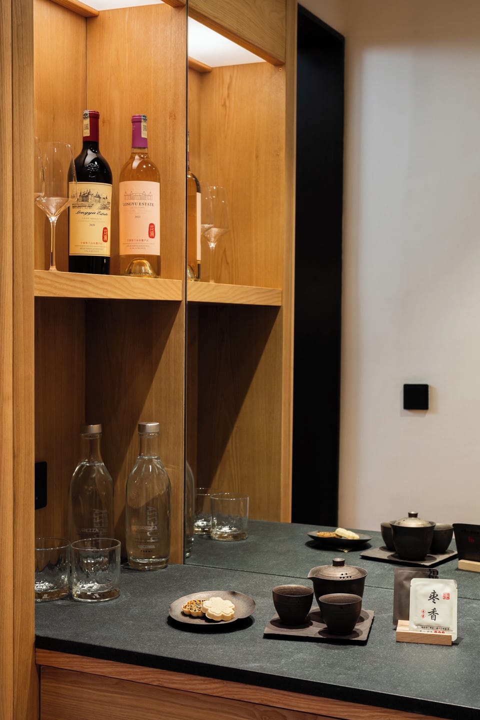 Free minibar items, in-room safe, desk, laptop workspace
