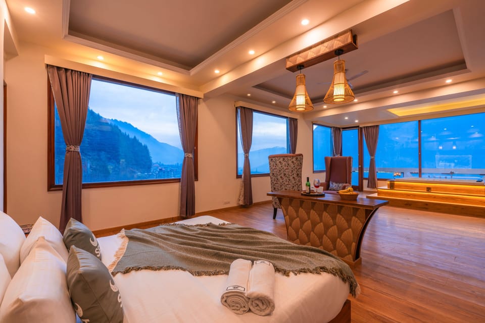 Serenity Suite | Living area