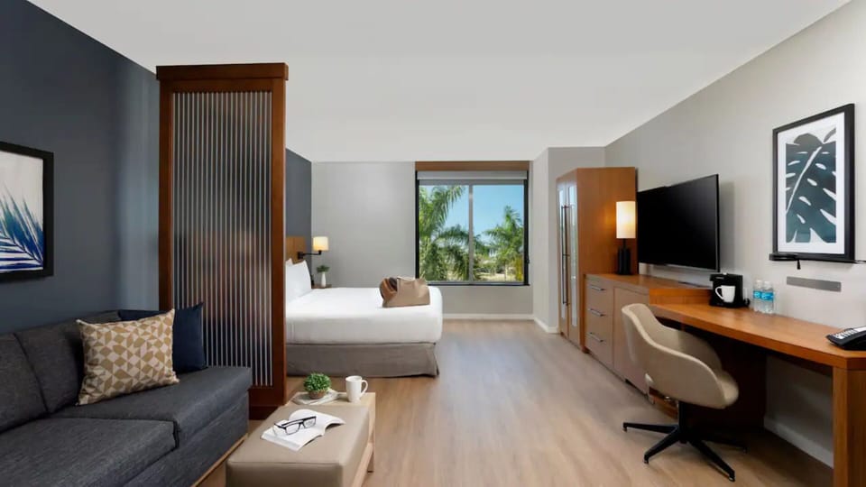Room, 1 King Bed with Sofa bed, Accessible (Shower) | Premium bedding, pillowtop beds, in-room safe, desk