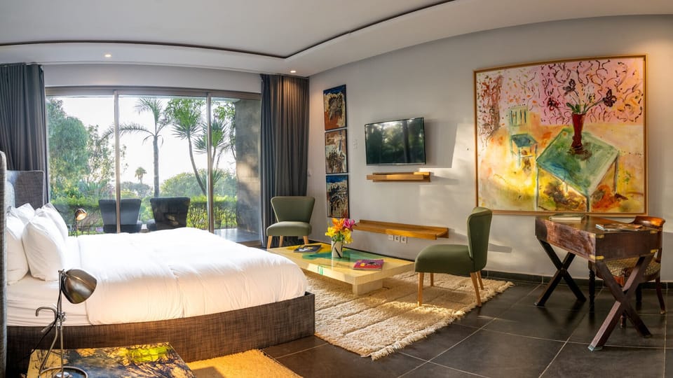 Junior Suite | Minibar, free cribs/infant beds, free WiFi