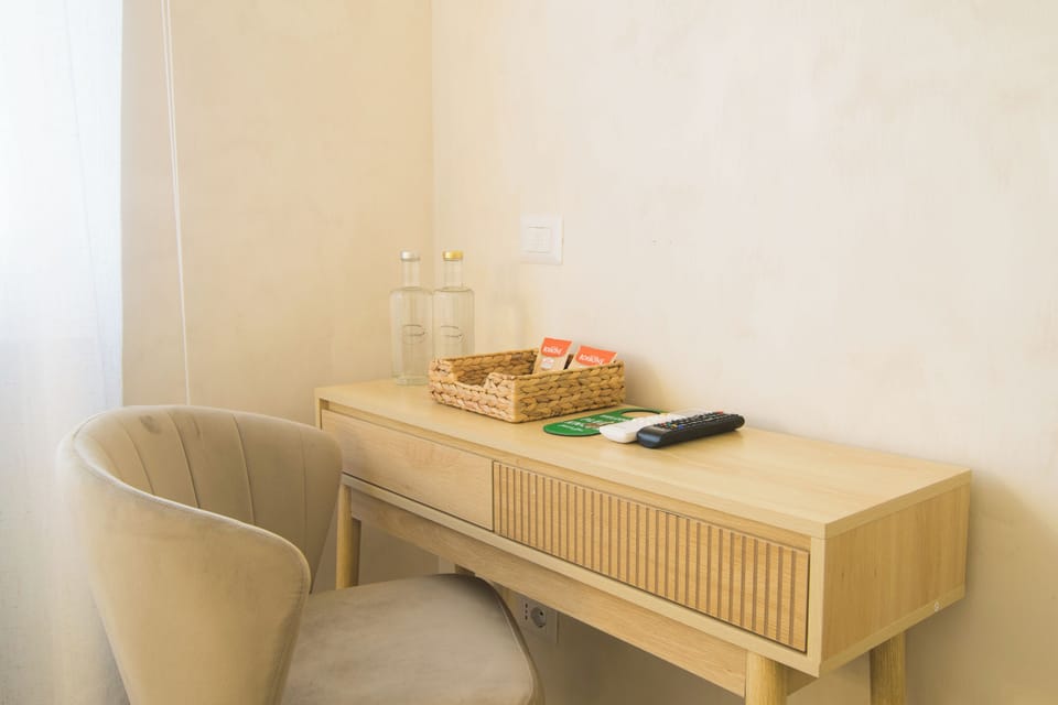 Superior Double or Twin Room | Desk, iron/ironing board, free WiFi