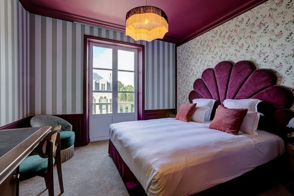 Classic Double Room | In-room safe, blackout drapes, soundproofing, free WiFi