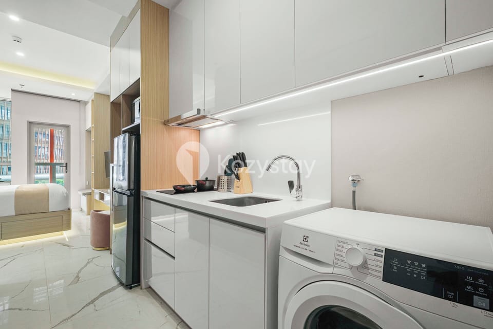 Apartment, 1 Bedroom, City View | Private kitchen | Full-size fridge, microwave, stovetop, rice cooker