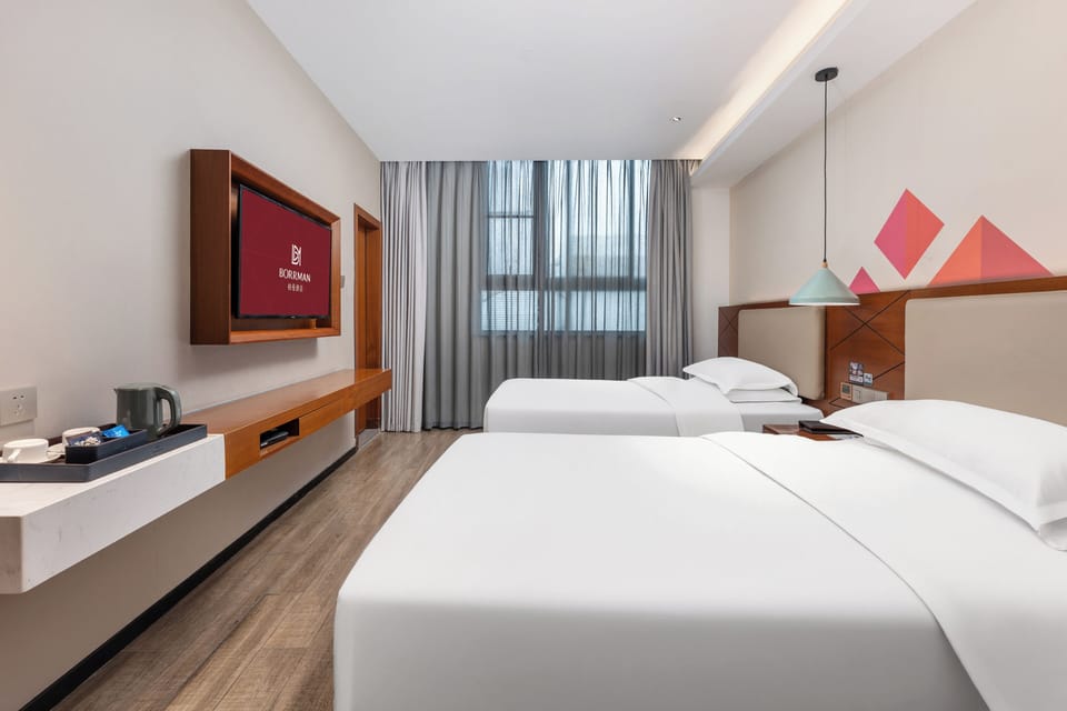 Standard Twin Room, Housekeeping, City View | Laptop workspace, soundproofing, free WiFi, bed sheets
