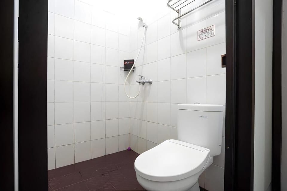 Deluxe Double Room | Bathroom
